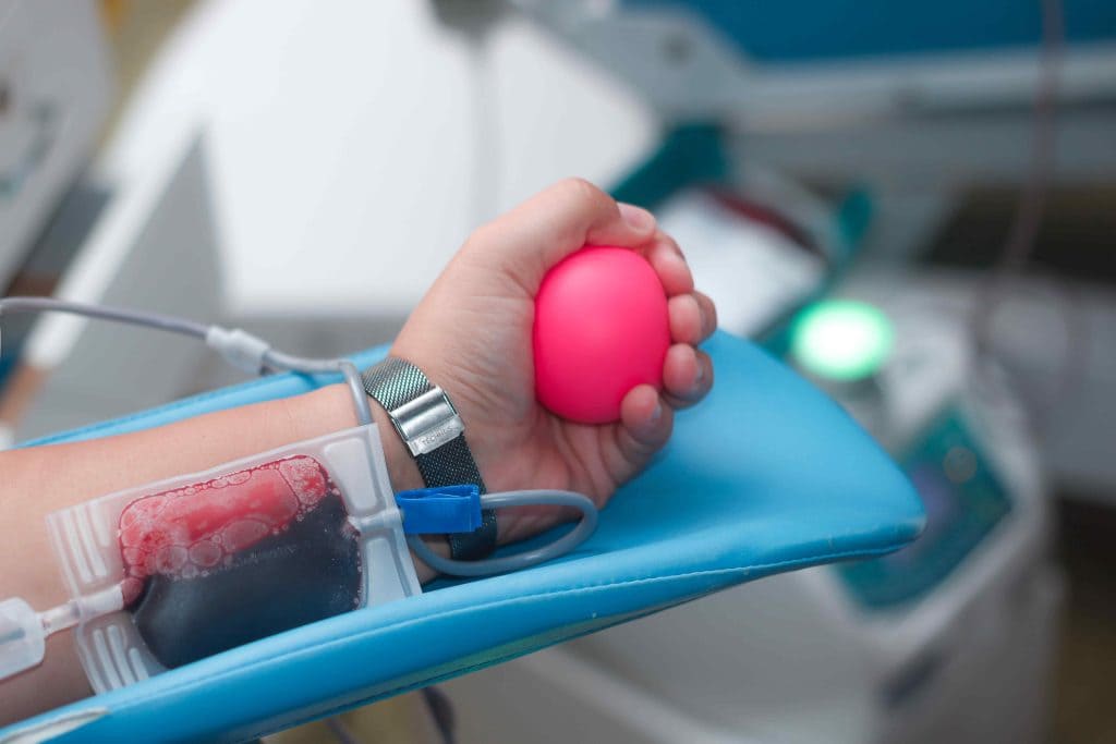 Após festas de Natal, Hemoam aponta queda nos estoques de sangue e convoca doadores em Manaus