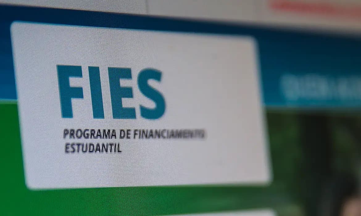 Começam nesta segunda-feira as inscrições do Fies para o 2º semestre