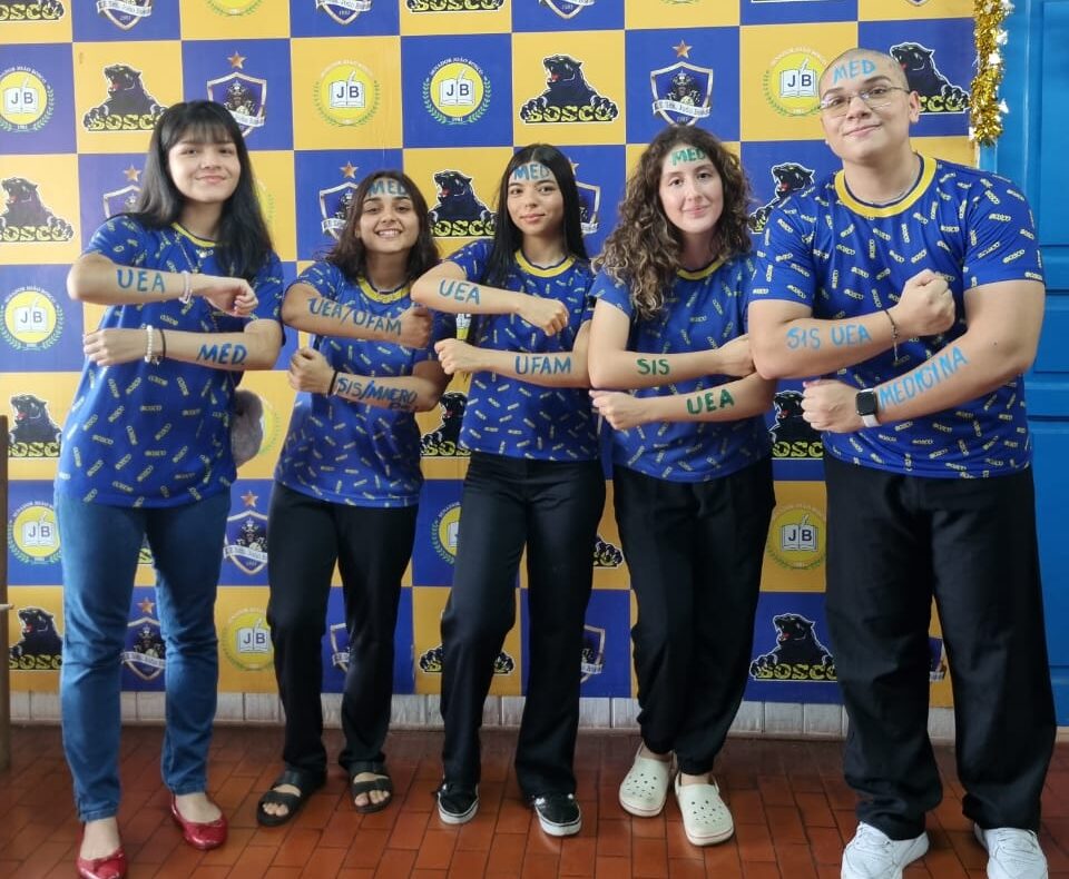 Alunos da rede estadual de ensino, da capital e interior, celebram aprovação nos vestibulares da UEA
