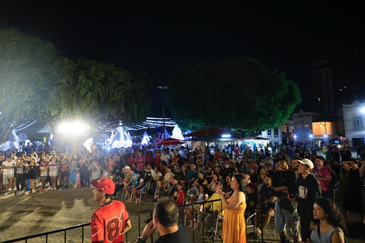 ‘O Mundo Encantado do Natal’ leva mais de 175 mil visitantes ao Largo São Sebastião em dezembro