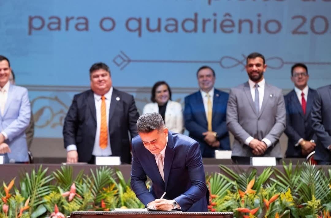 David Almeida e Renato Jr tomam posse em Manaus