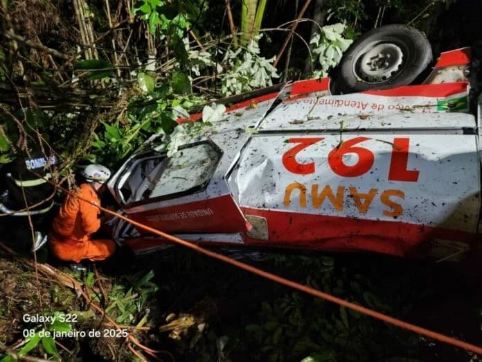 Médico e técnica de enfermagem morrem em acidente na BR-174