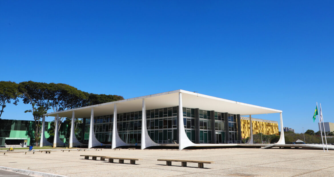 Golpe: testemunhas de réus dos núcleos 3 e 4 começam a depor dia 14