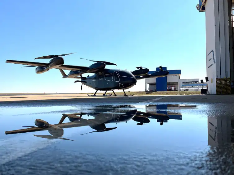 Brasil e Japão fecham acordo para venda de 20 jatos da Embraer