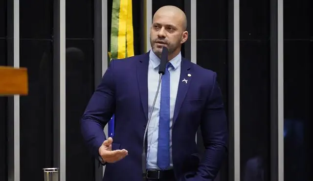 STF forma maioria para manter prisão do ex-deputado Daniel Silveira