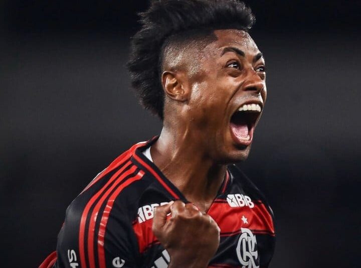 Flamengo vence o Vasco no jogo de ida da semifinal carioca