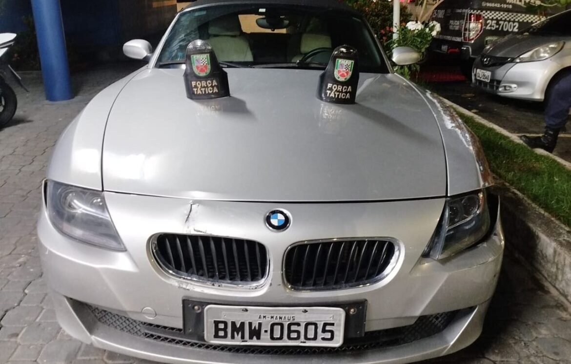 BMW usado em ação criminosa é apreendido no Centro de Manaus