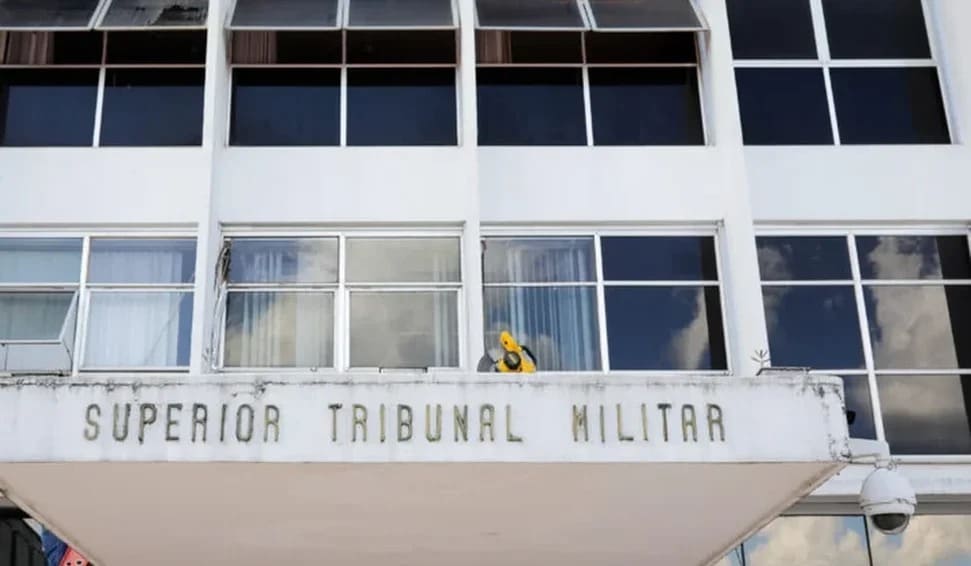 STM mantém condenação de militar por manifestação política