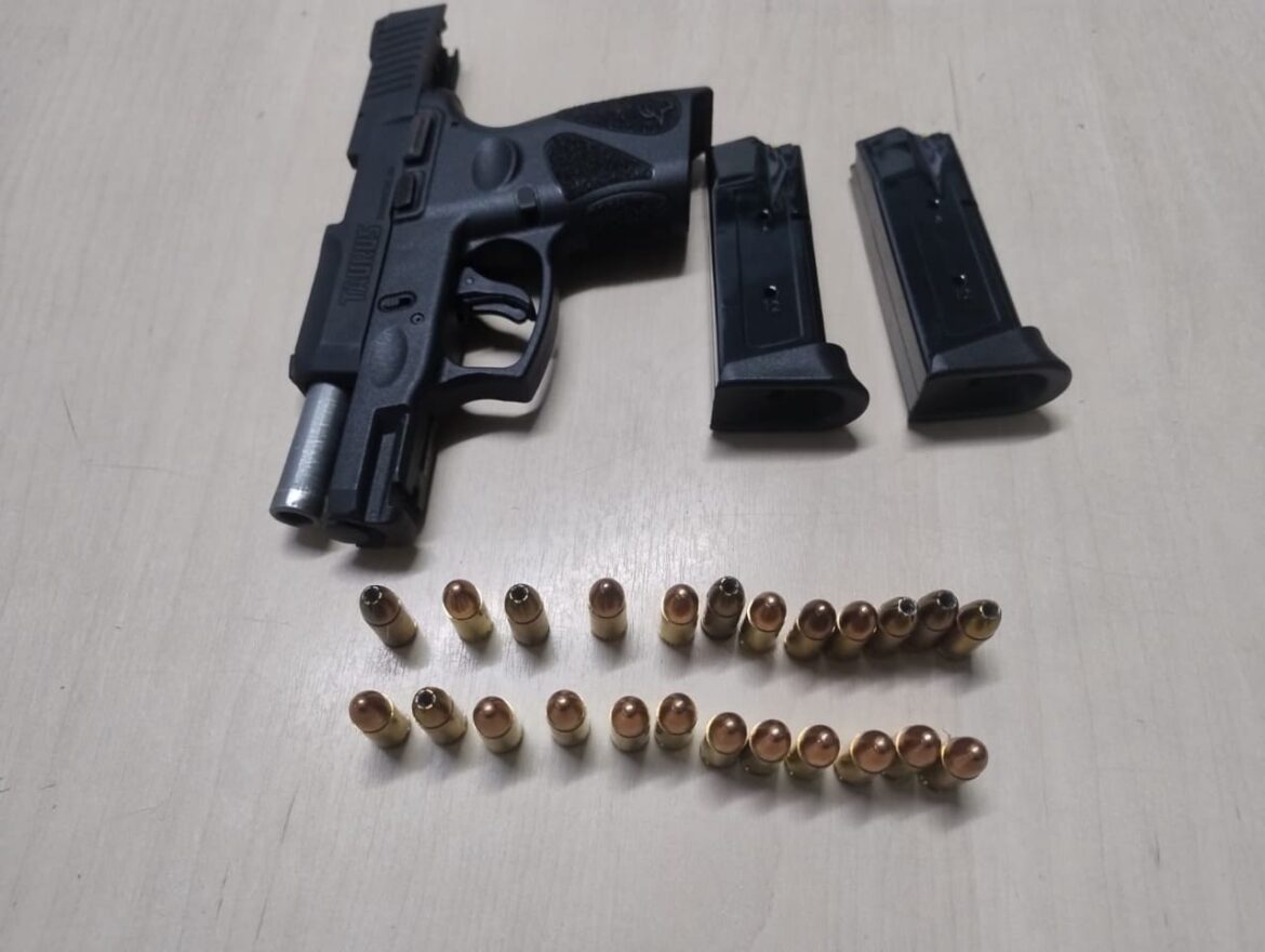 Motorista é detido por embriaguez e porte ilegal de arma de fogo