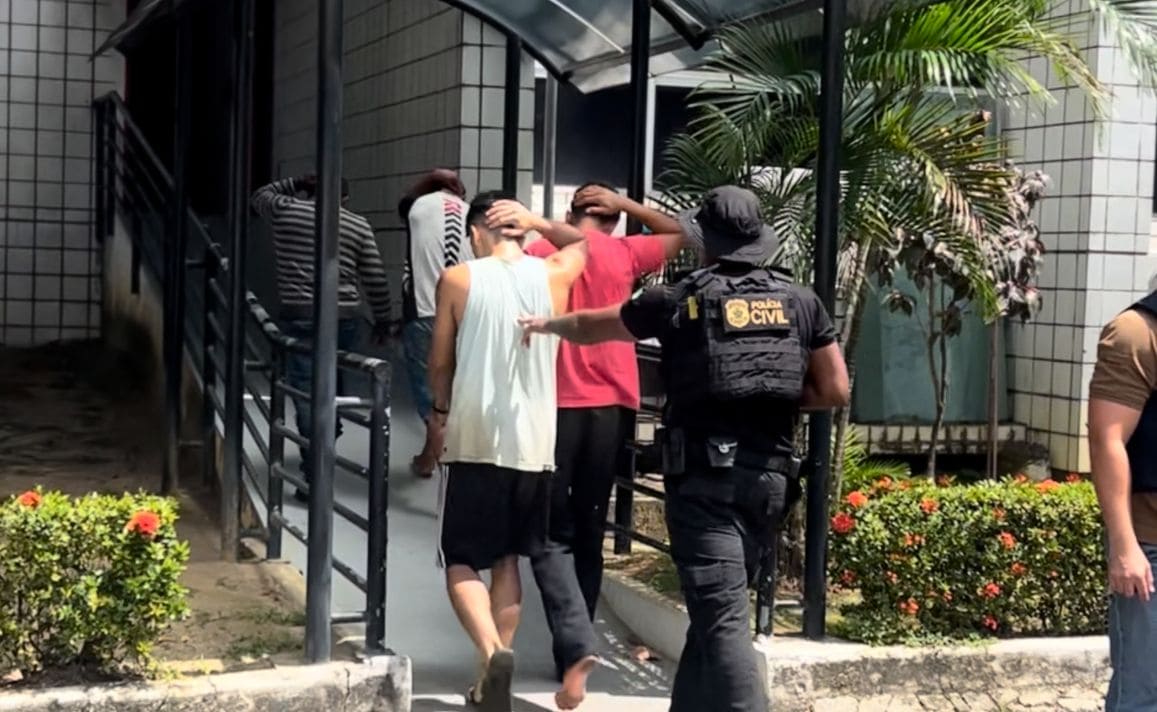 Operação Zona Segura: Polícias Civil e Militar prendem 30 pessoas envolvidas em homicídio, latrocínio e tráfico de drogas