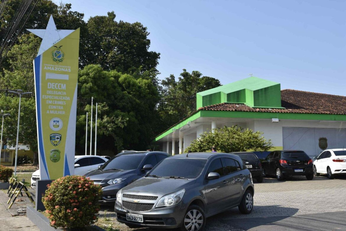 Polícia prende homem que agrediu e injuriou a ex-companheira grávida