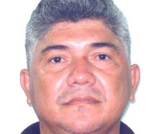 Homem é procurado por matar casal em kitnet no Novo Aleixo