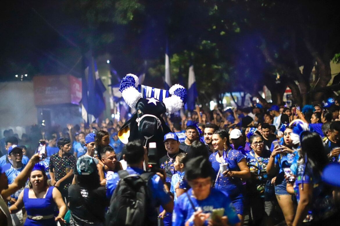 Com saídas do Palmares e Francesa Caprichoso realiza neste sábado o maior Boi de Rua da história