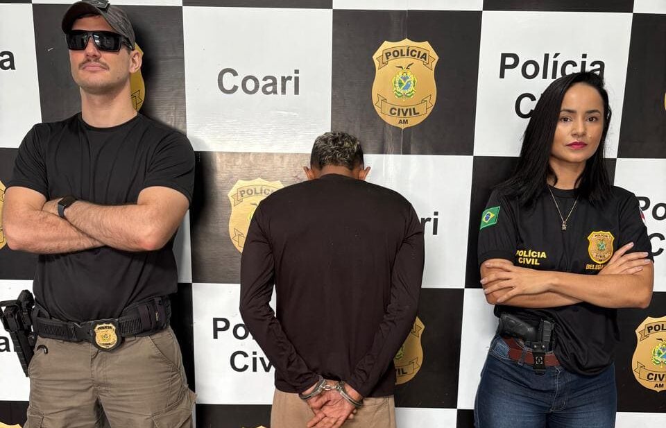 Polícia prende homem por agredir companheira grávida de seis meses, resultando em óbito fetal