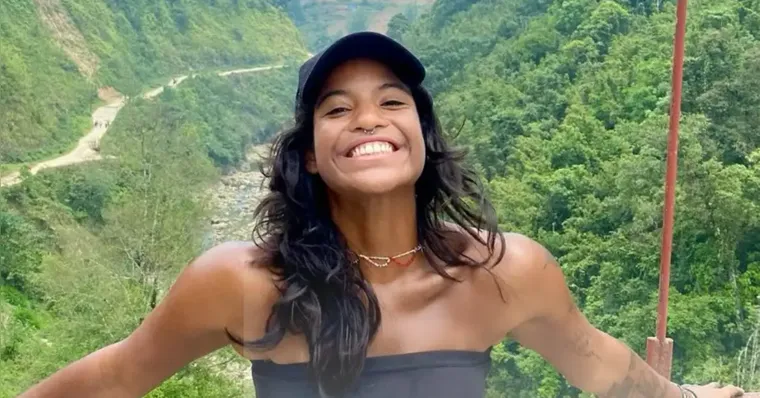 Corpo de Juliana Marins chega ao Brasil e nova autópsia será realizada na quarta (2)